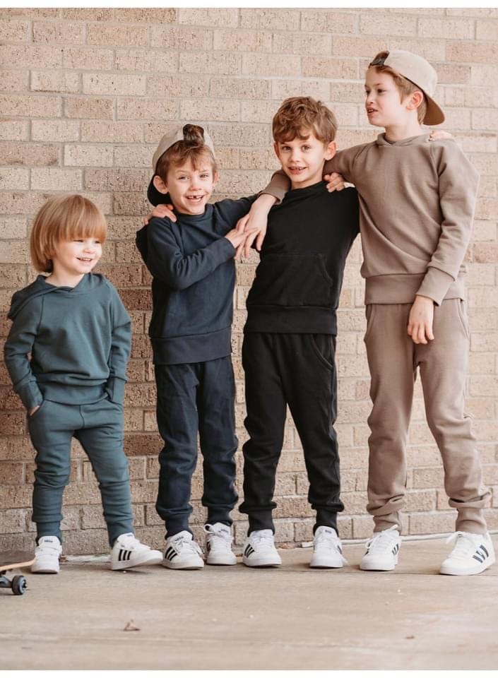 Kids in matching tracksuits, 0CAAB292-9A92-40EC-B859-4B9DC1AB2B66
