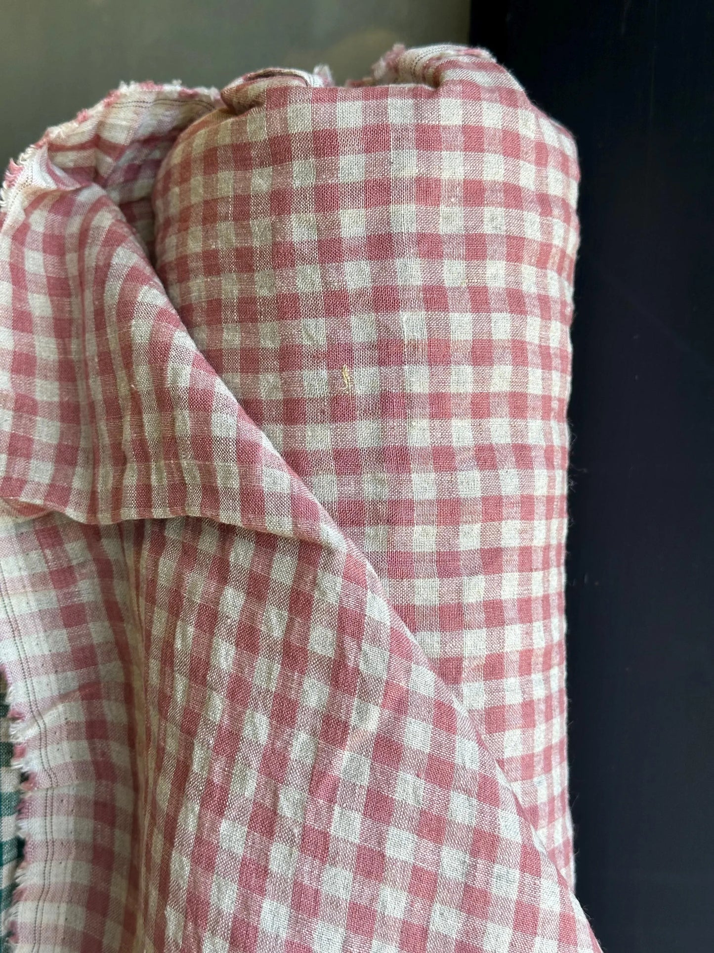 Cottage linen