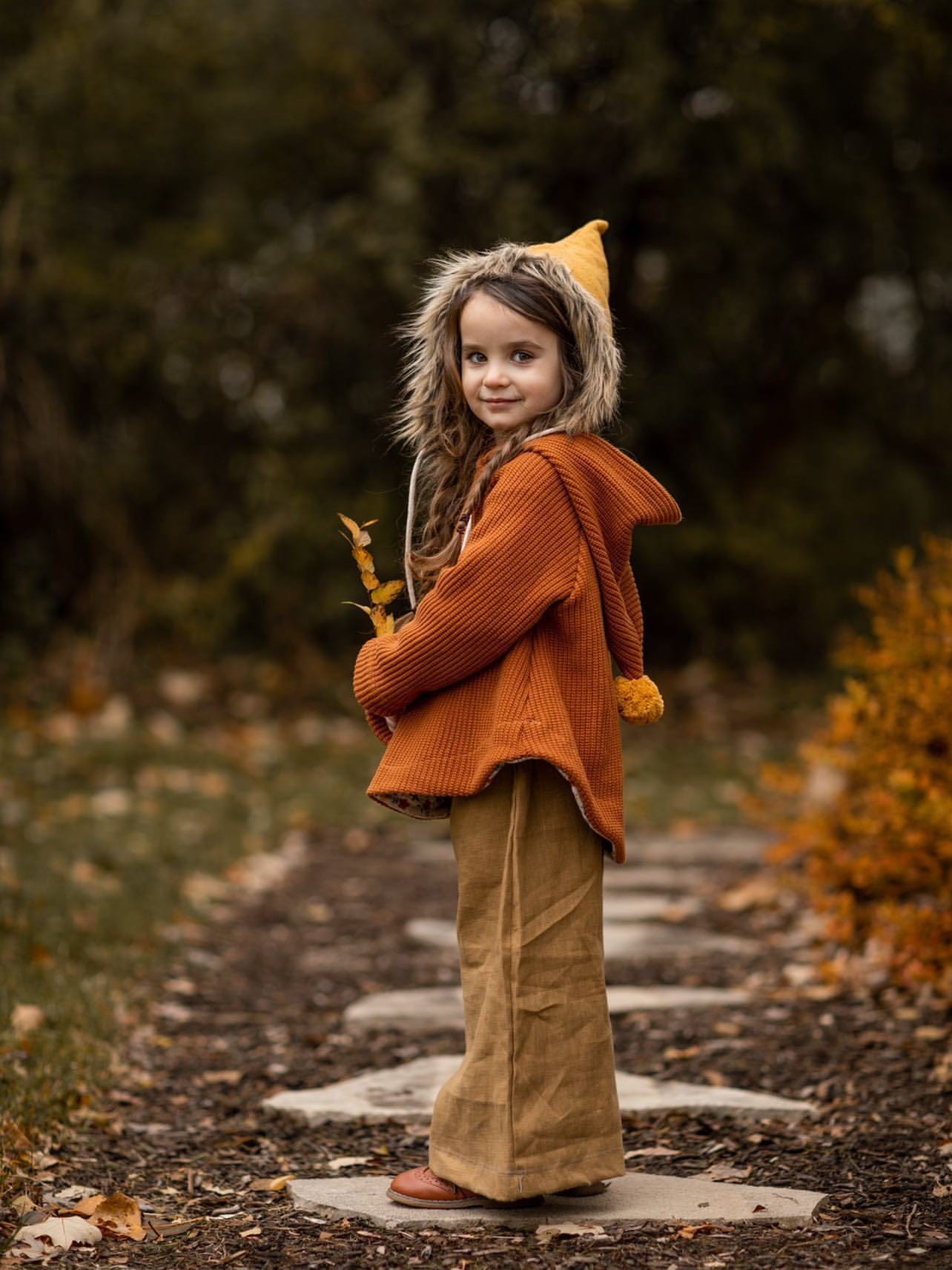 The Pixie Poncho Sewing Pattern - Isee fabric