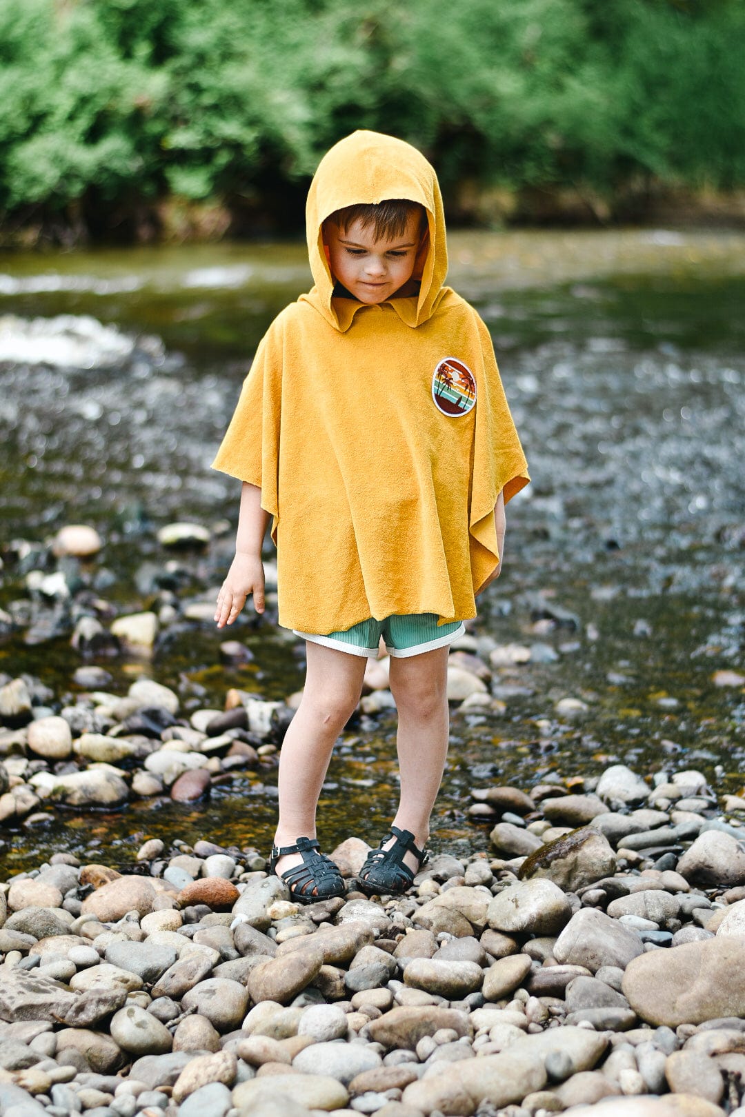 The Beach Poncho Sewing Pattern - Isee fabric