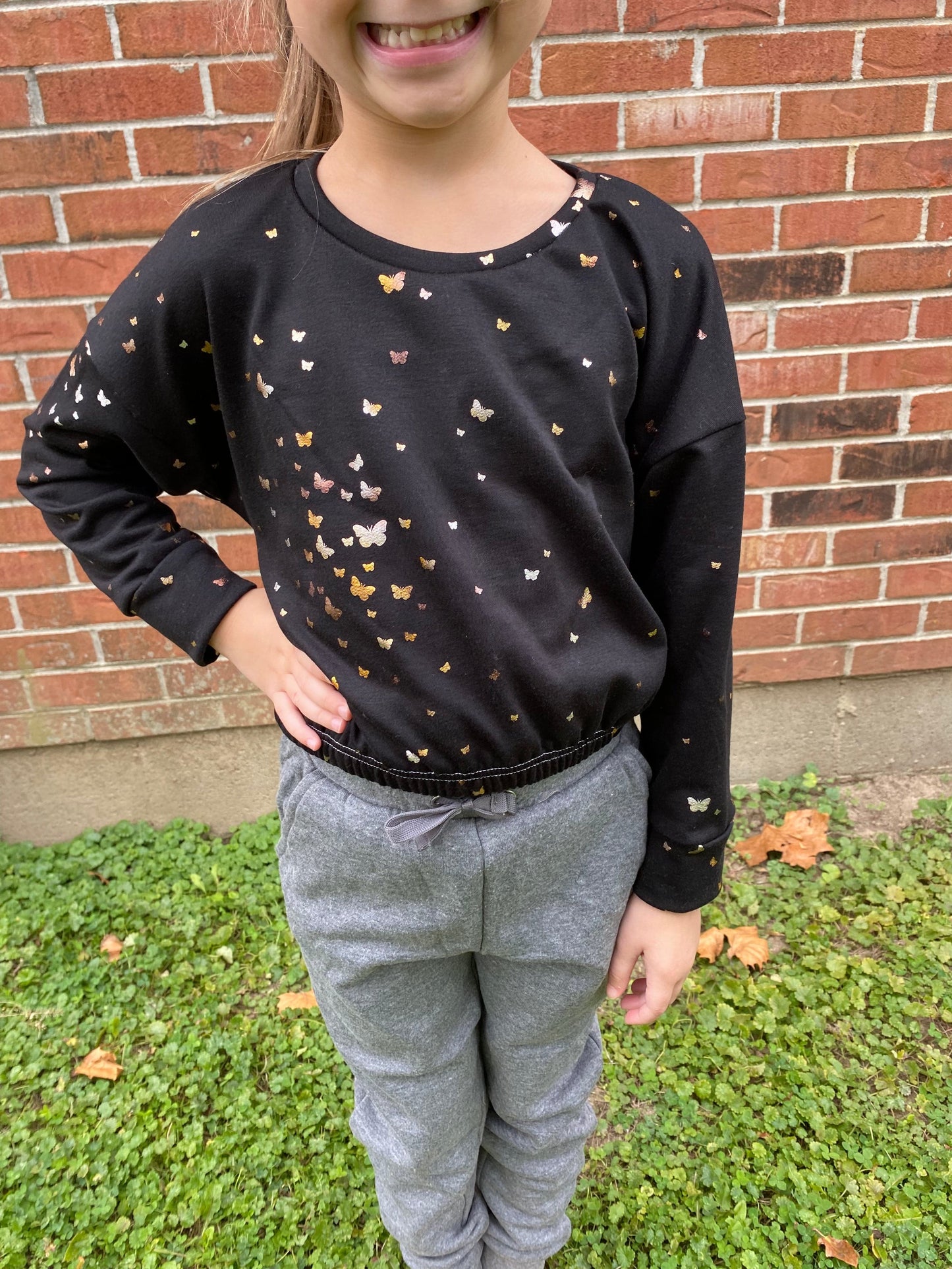 The Perfect Vintage Top Sewing Pattern - Isee fabric
