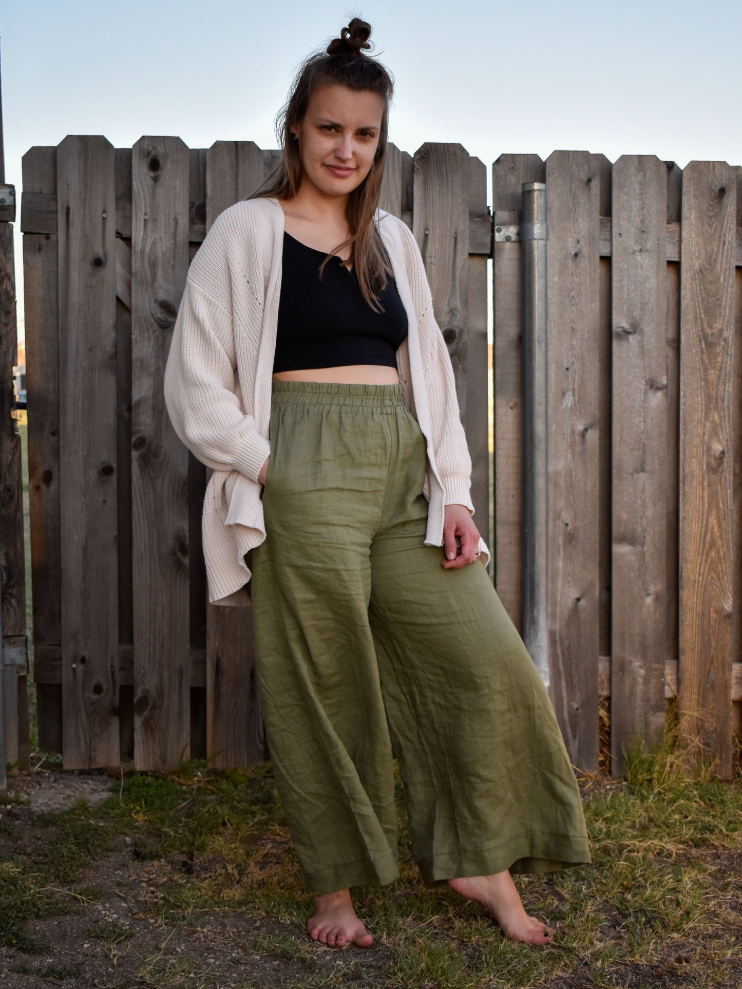 Women's Poppy Wide Leg Pants Sewing Pattern - Isee fabric