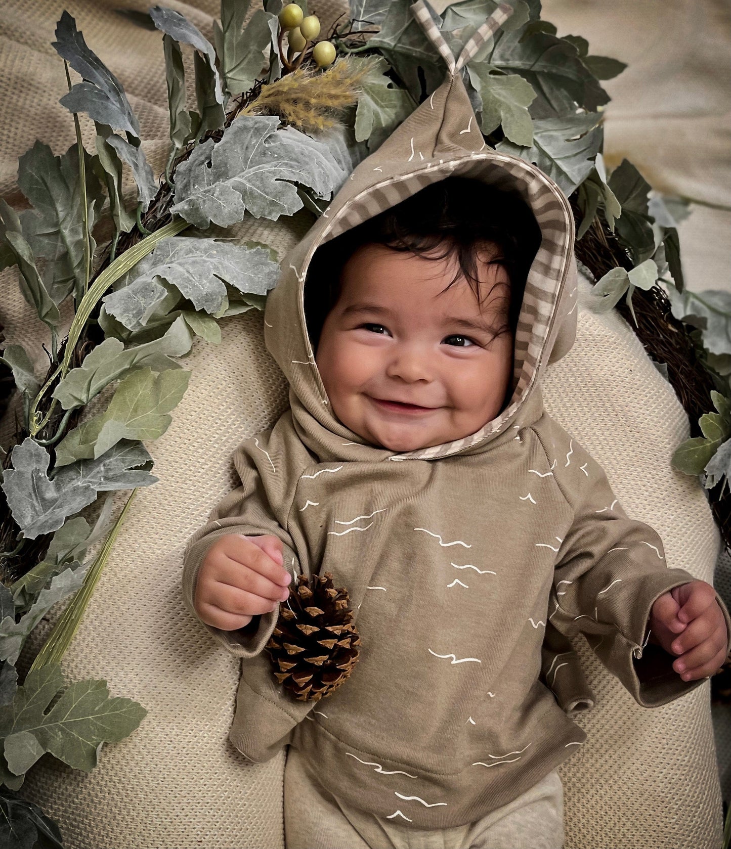 The Pixie Poncho Sewing Pattern - Isee fabric