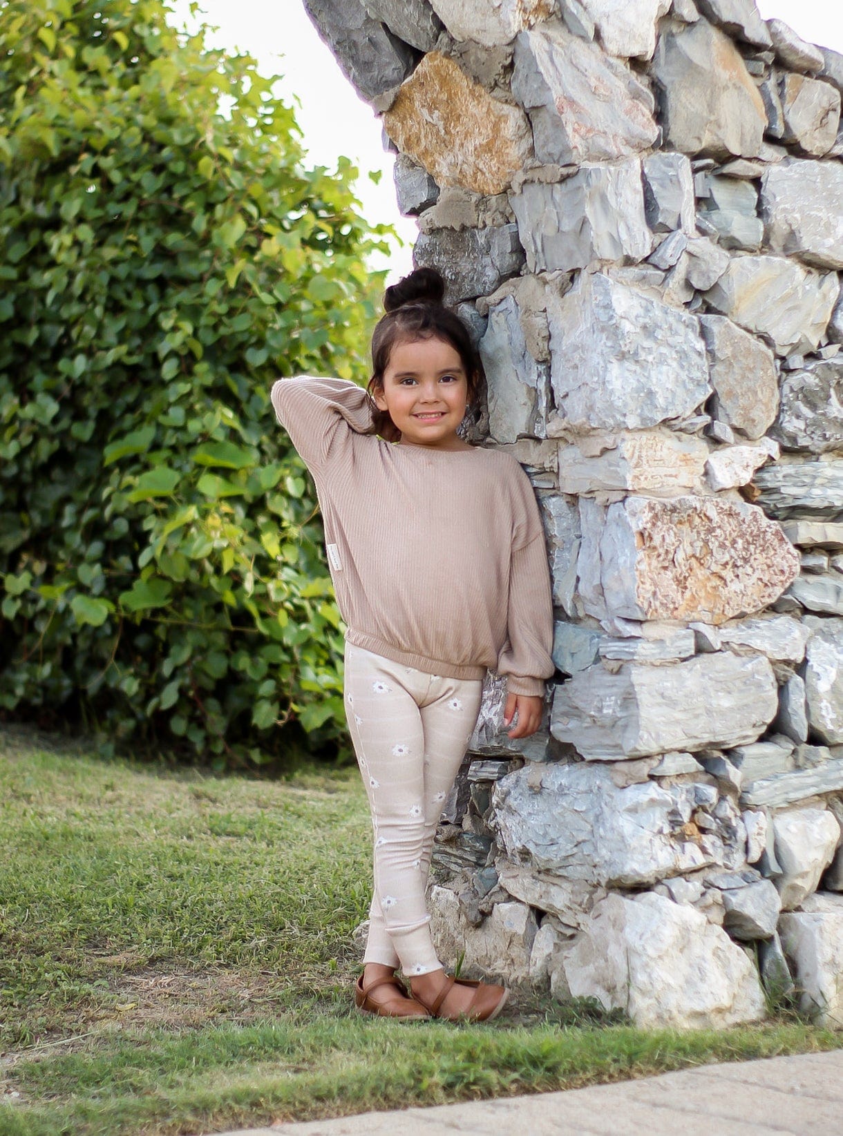 The Perfect Vintage Top Sewing Pattern - Isee fabric
