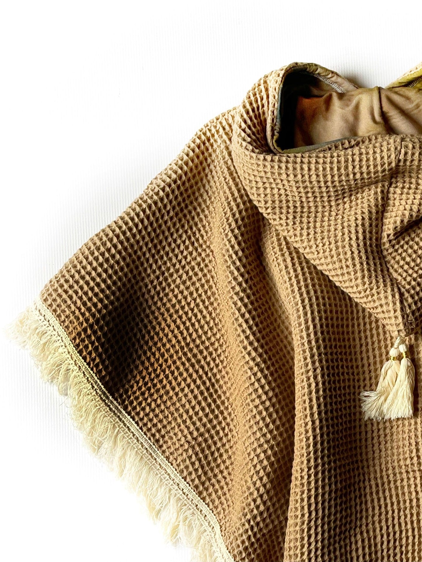 The Beach Poncho Sewing Pattern - Isee fabric