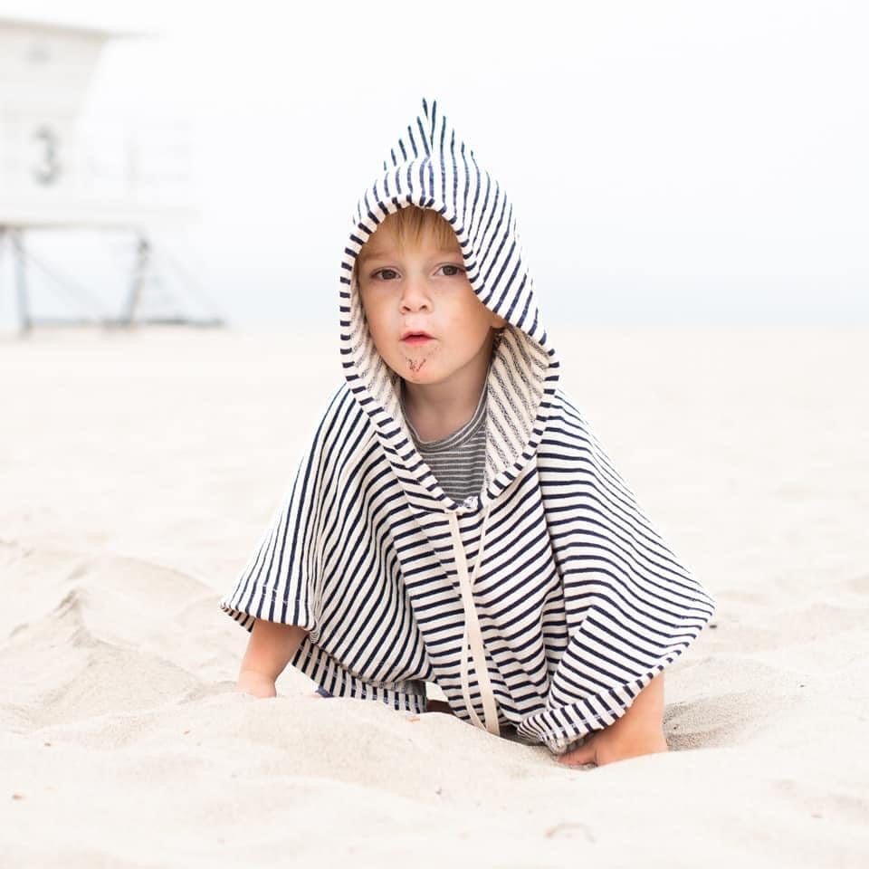 The Beach Poncho Sewing Pattern - Isee fabric