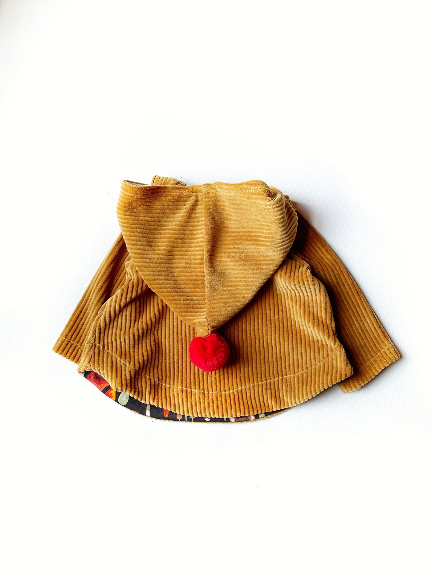 The Pixie Poncho Sewing Pattern - Isee fabric