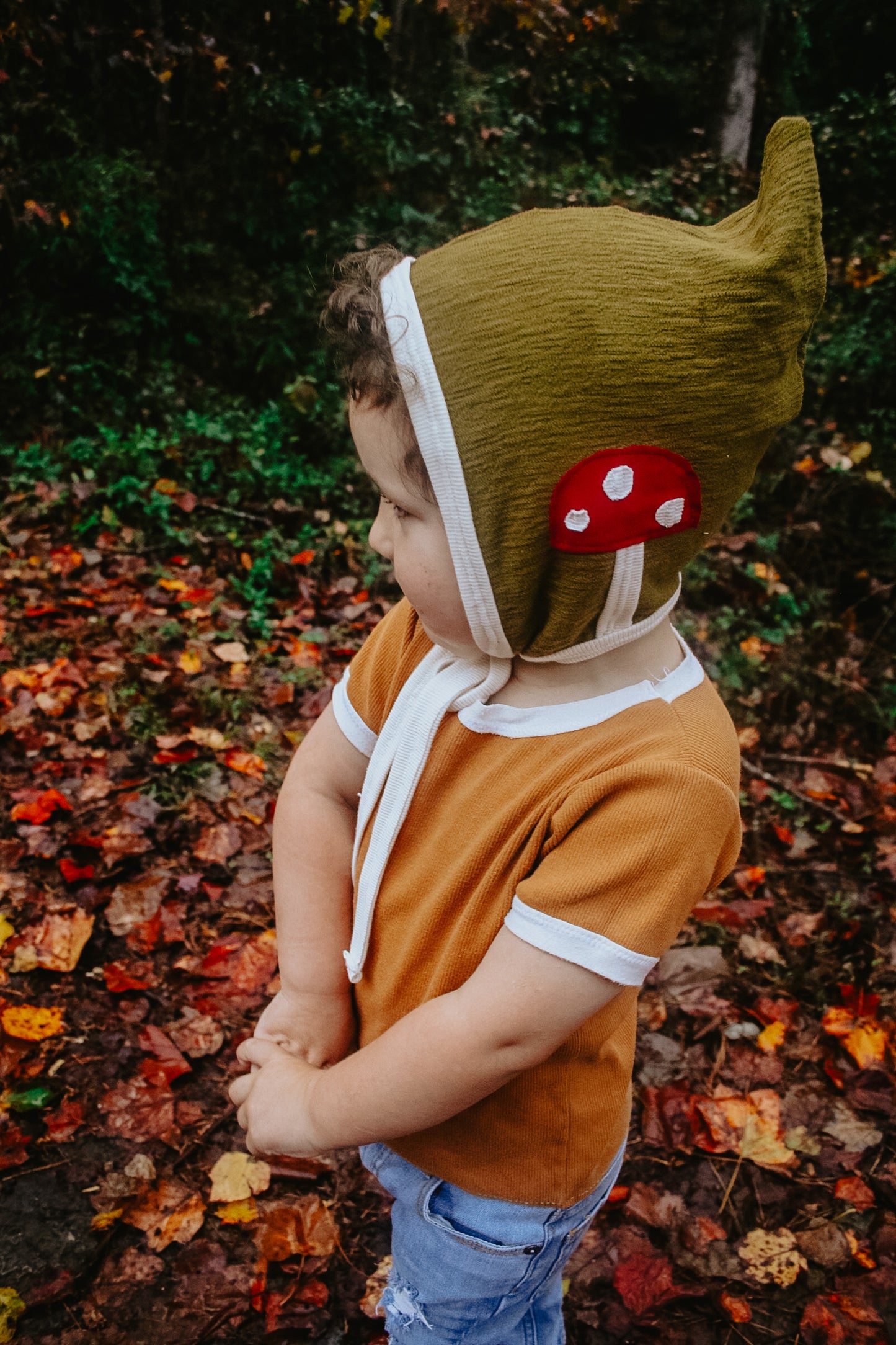 Little Pixie Hat Pattern (13" doll to 5+ years) - Isee fabric