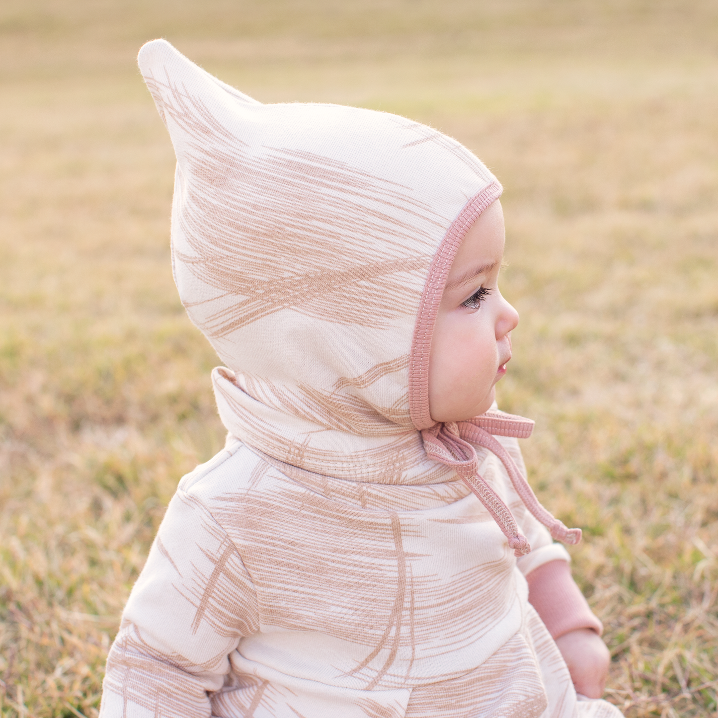 Little Pixie Hat Pattern (13" doll to 5+ years) - Isee fabric