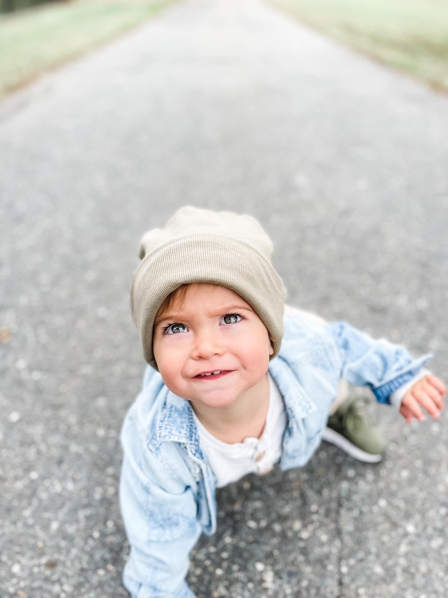 The Fireside Beanie Sewing Pattern - Isee fabric