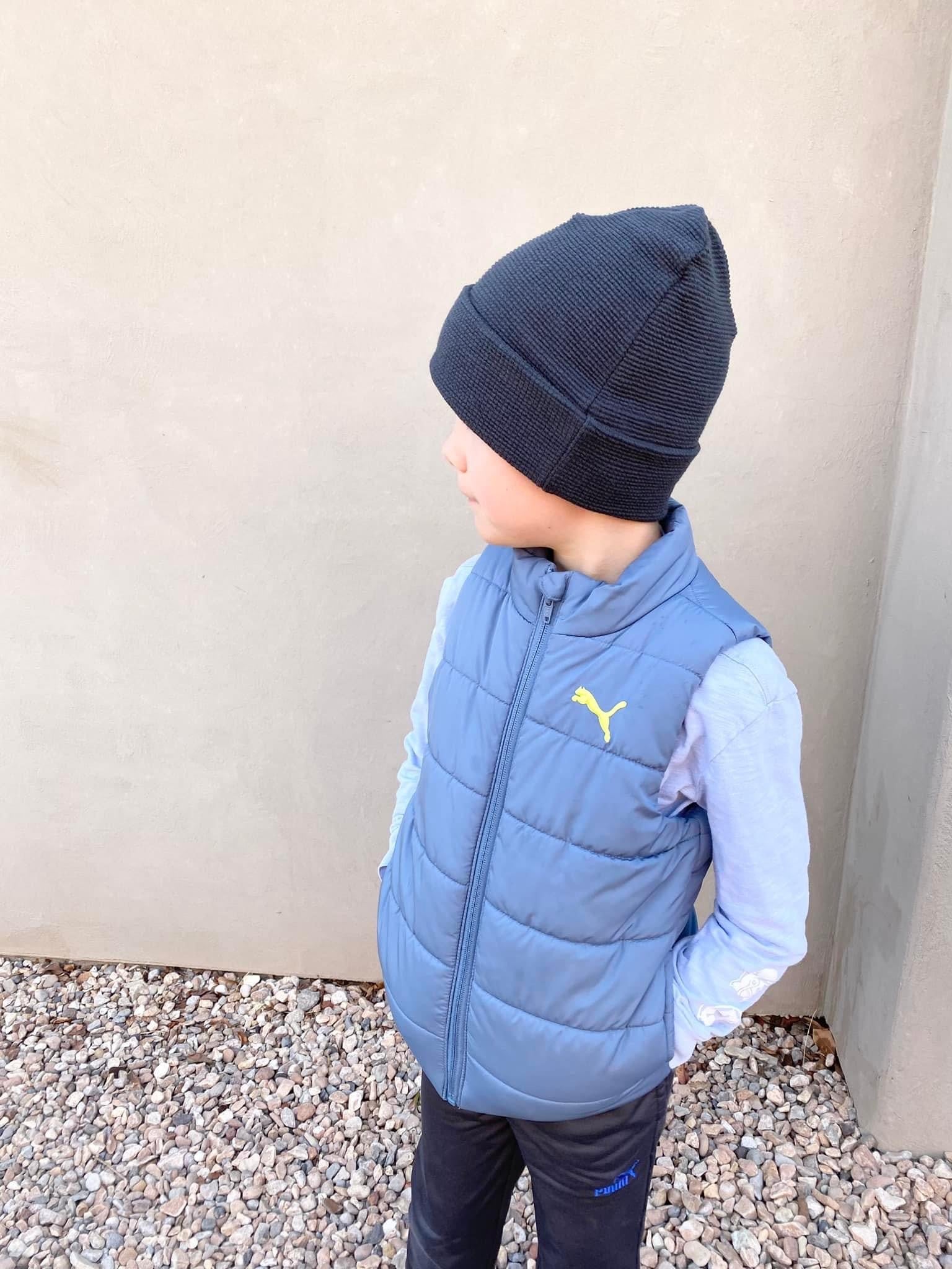 The Fireside Beanie Sewing Pattern - Isee fabric