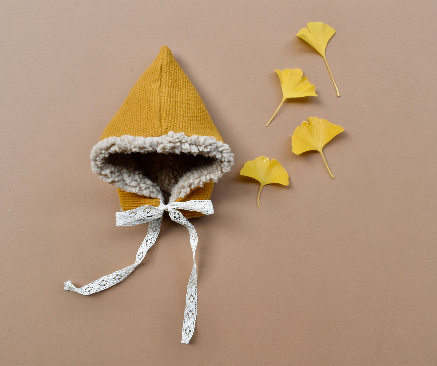 Little Pixie Hat Pattern (13" doll to 5+ years) - Isee fabric