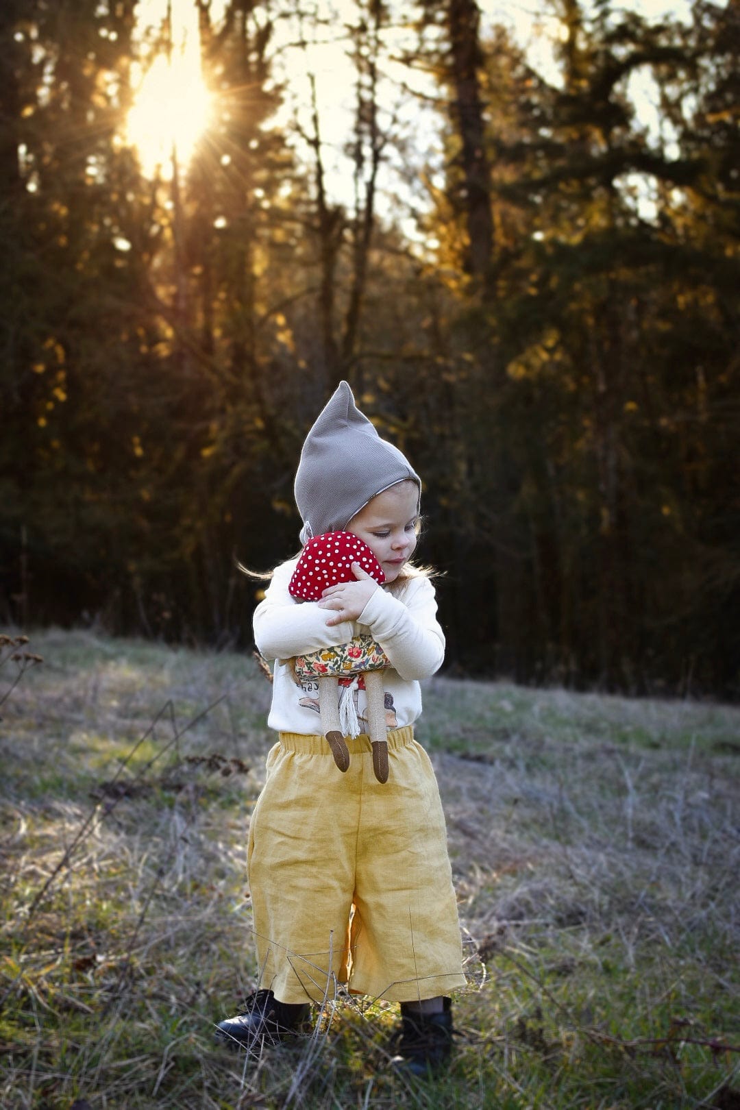Children's Poppy Wide Leg Pants Sewing Pattern - Isee fabric