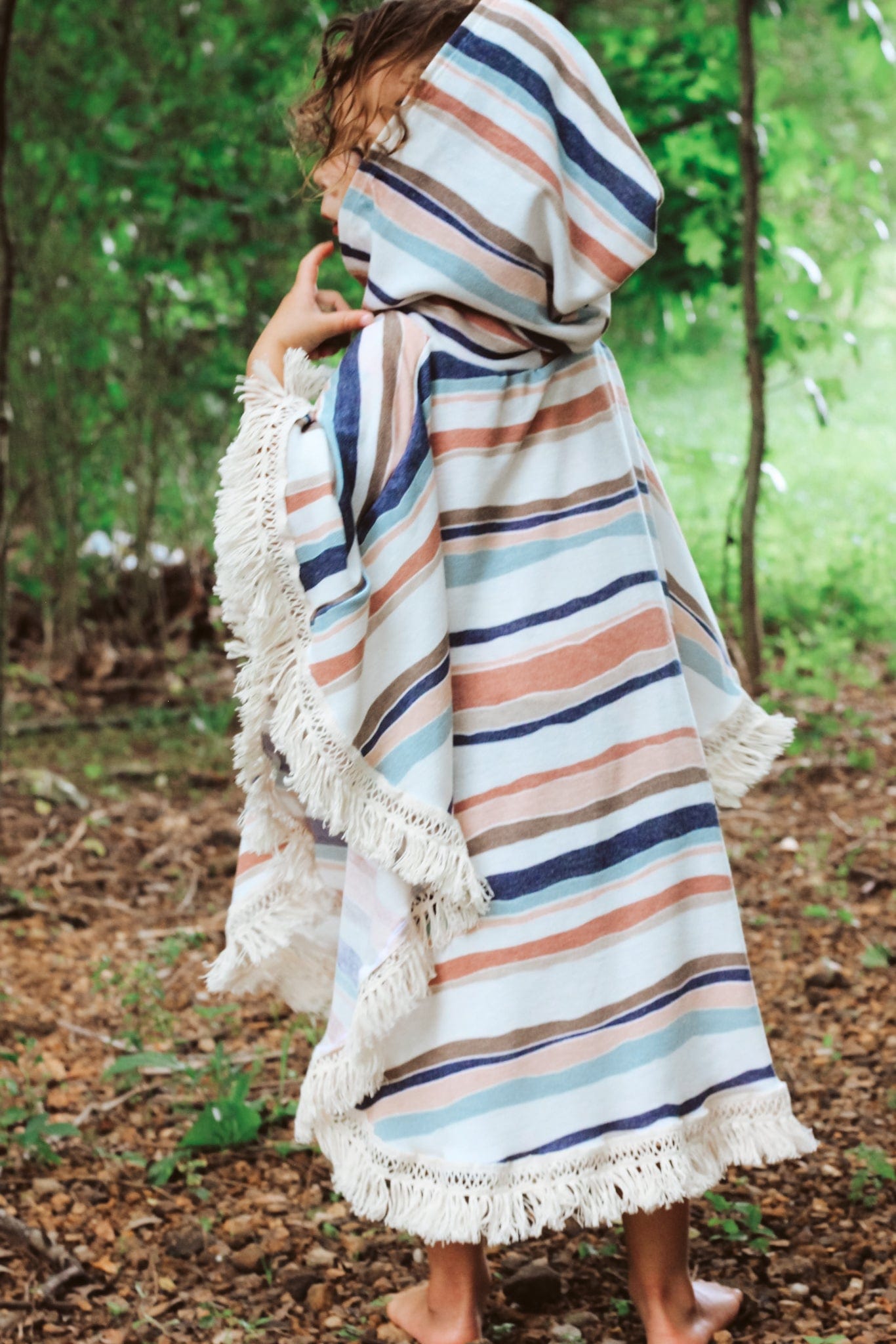 The Beach Poncho Sewing Pattern - Isee fabric
