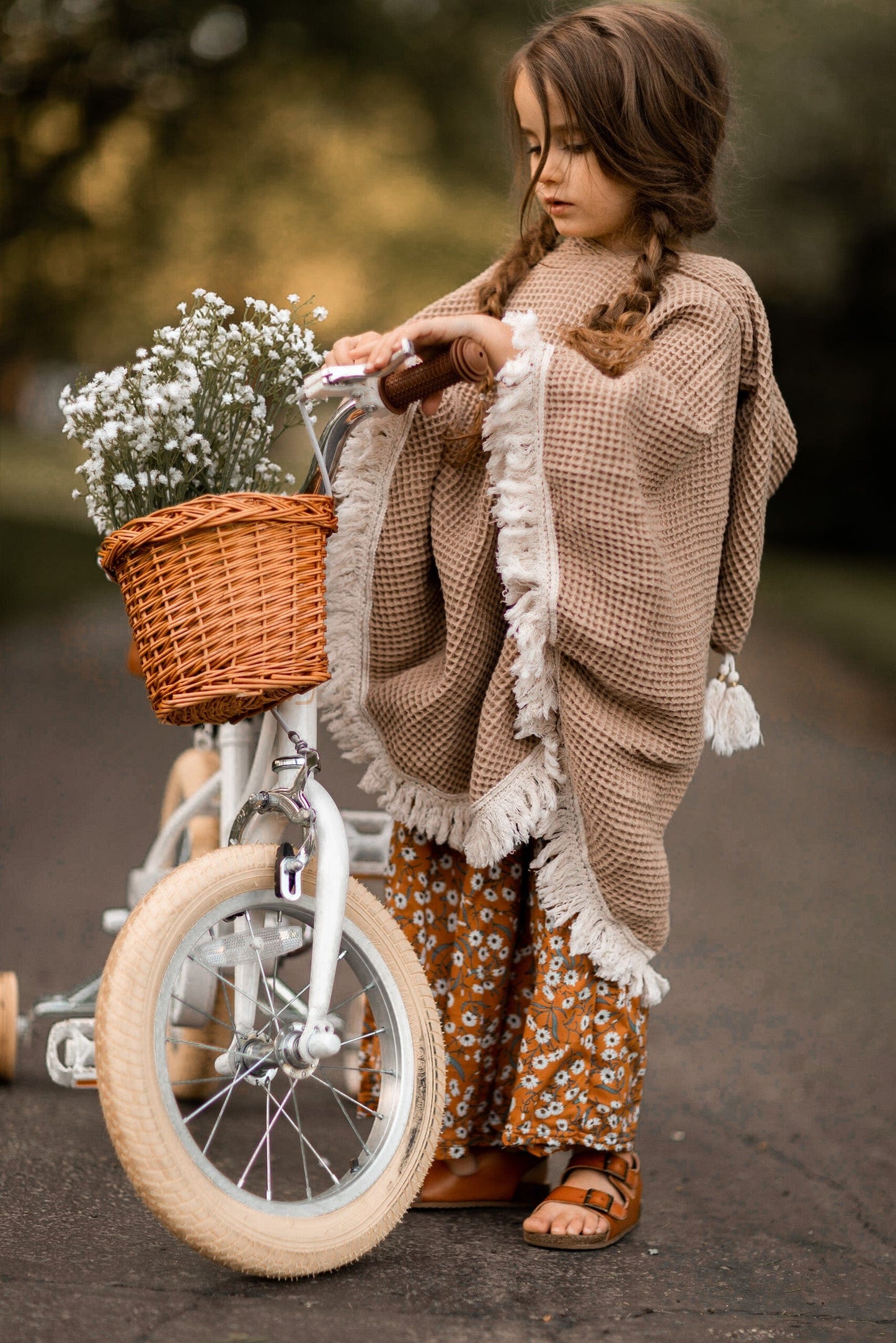 The Beach Poncho Sewing Pattern - Isee fabric