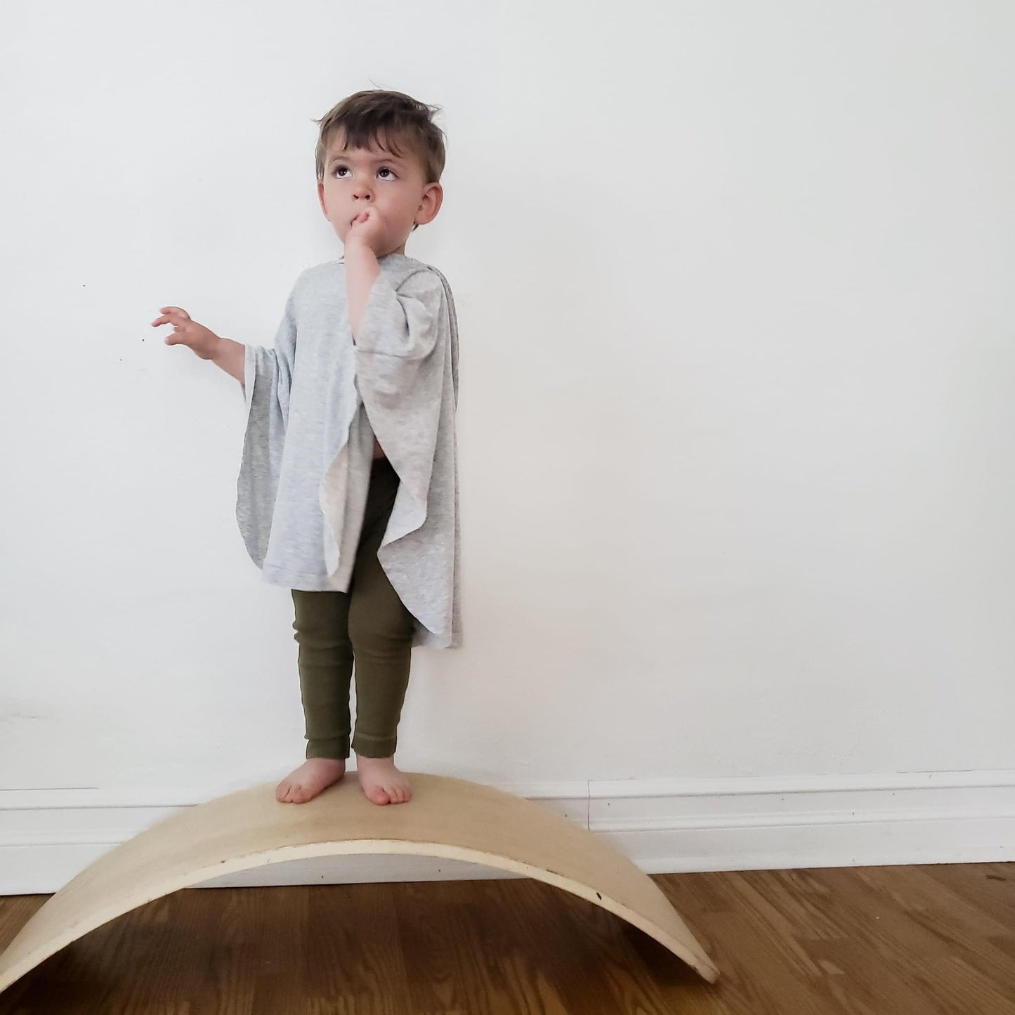 The Beach Poncho Sewing Pattern - Isee fabric