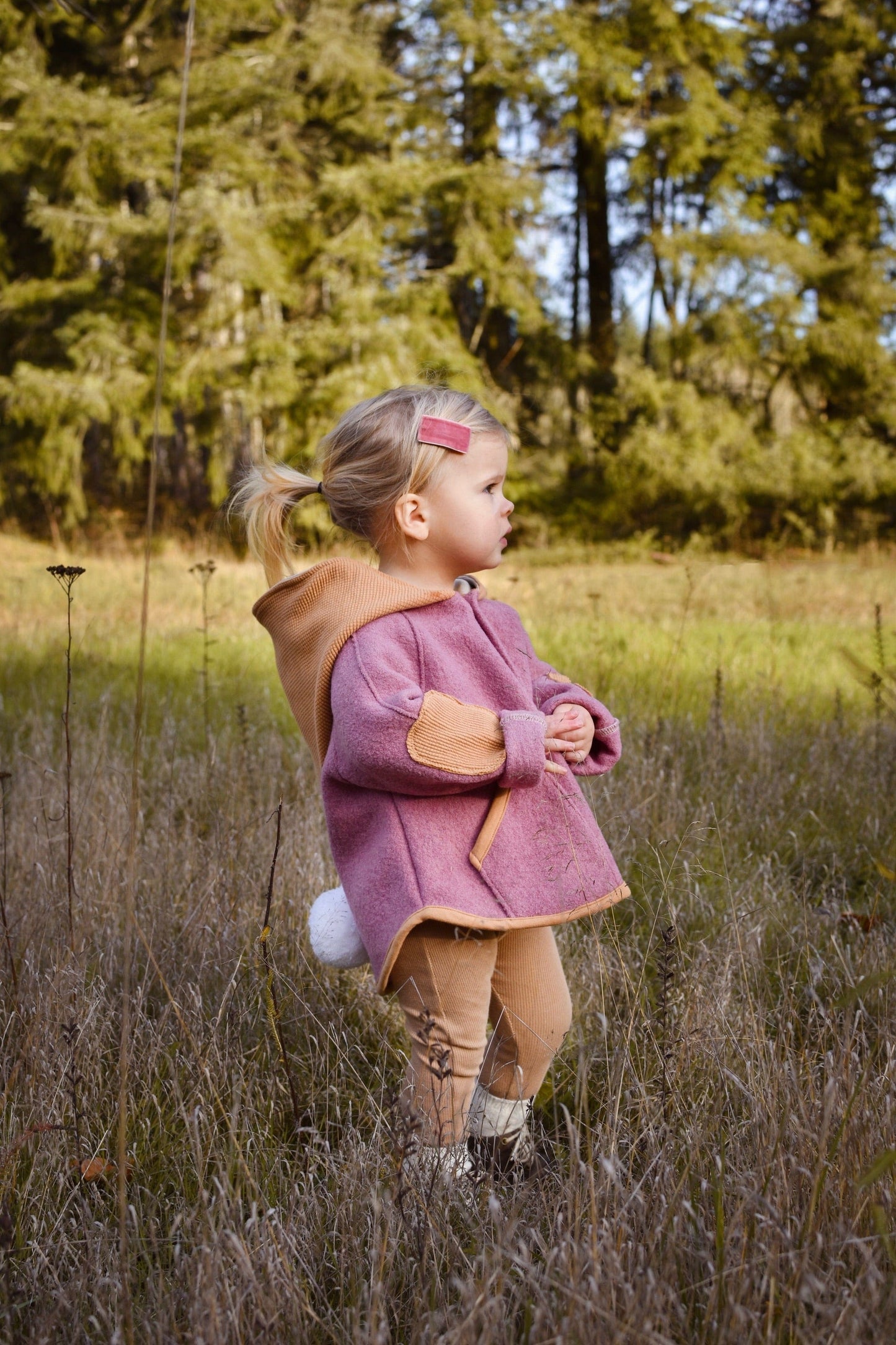 The Pixie Poncho Sewing Pattern - Isee fabric