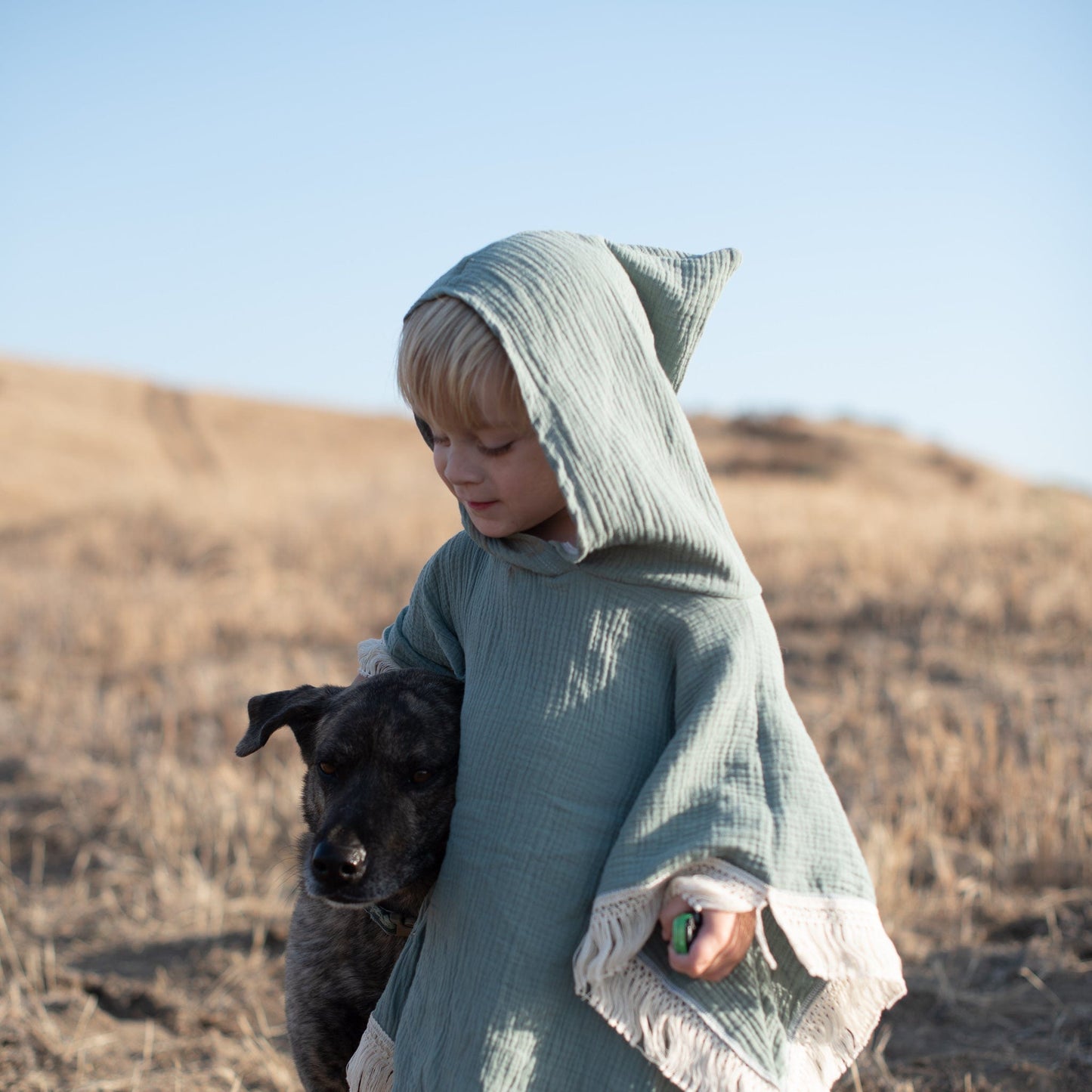 The Beach Poncho Sewing Pattern - Isee fabric
