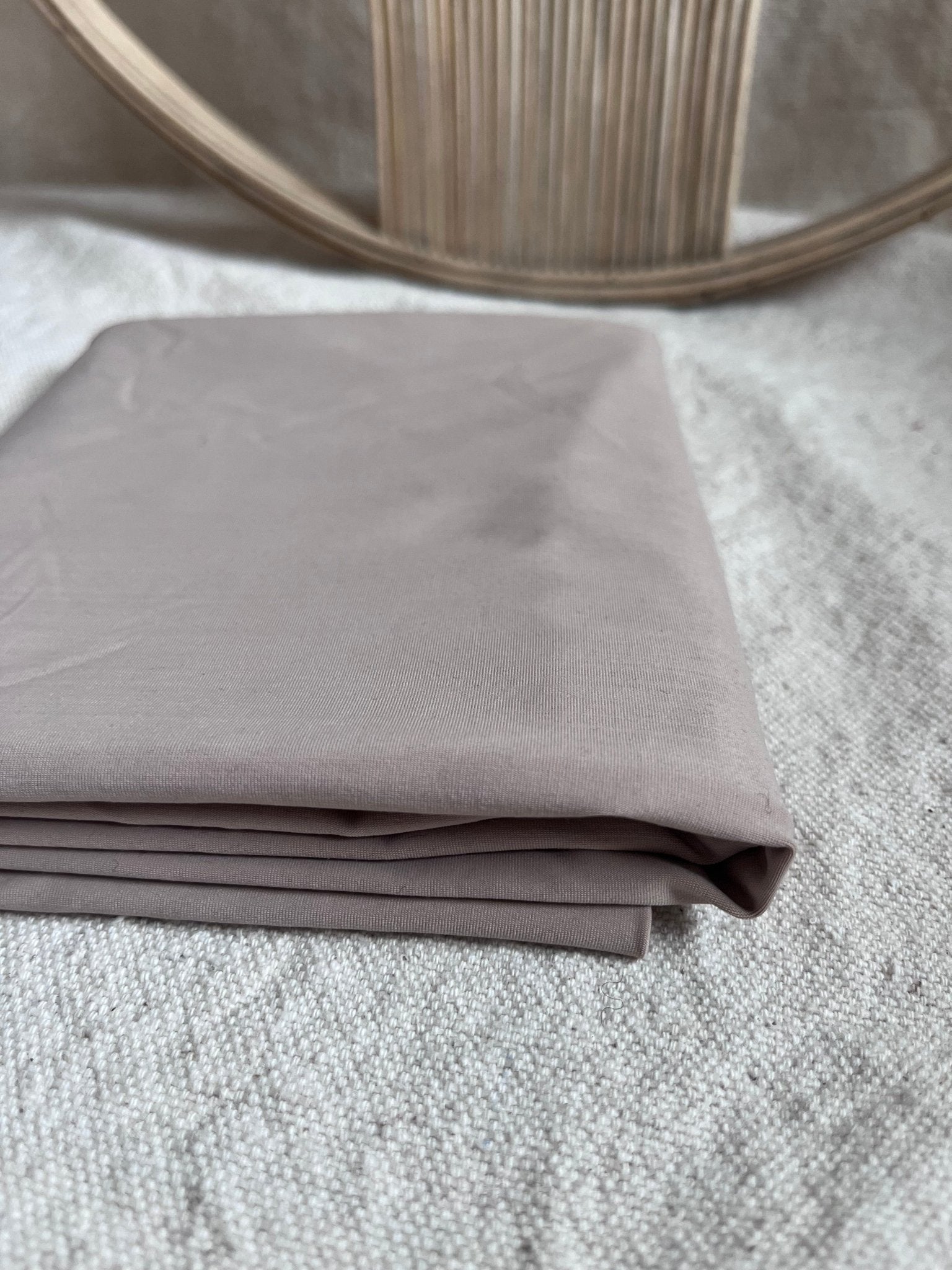 7 oz Luxurious soft swim - Isee fabric