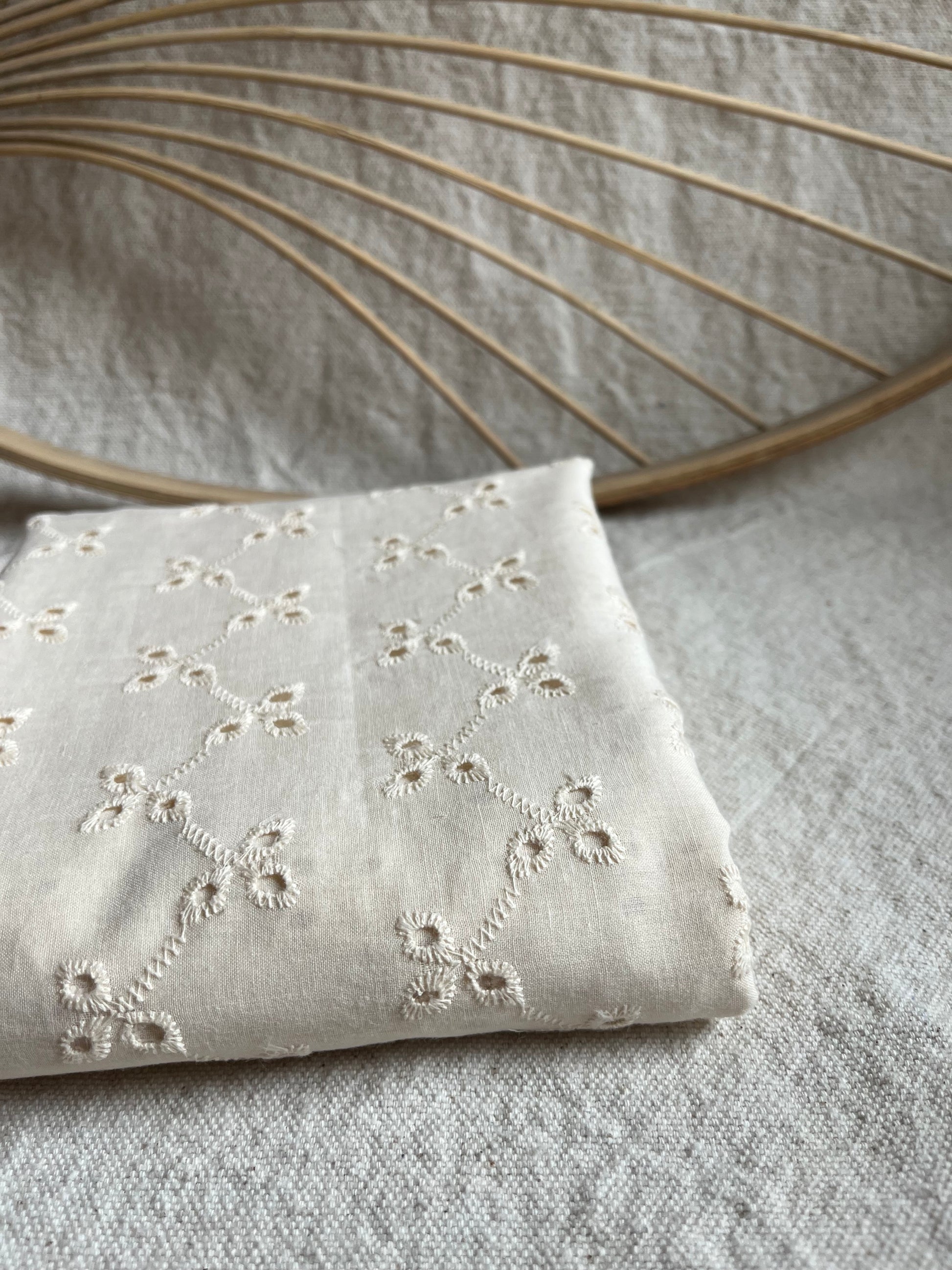 Creamy Cotton Embroidered Eyelet - Isee fabric