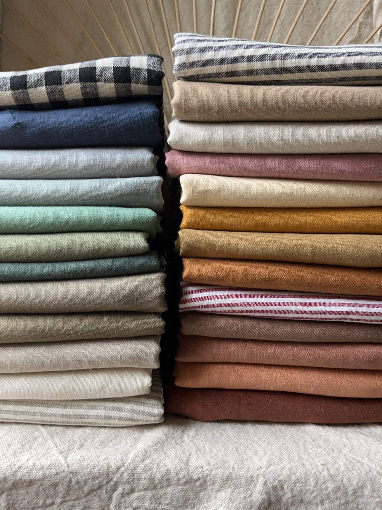 Medium Weight European Laundered Linen  (sold by the half yard)