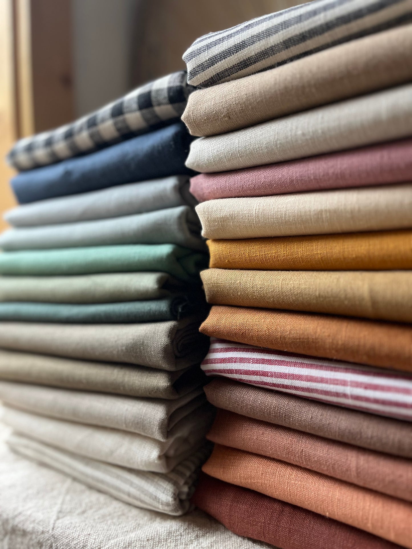 Medium Weight European Laundered Linen  (sold by the half yard)