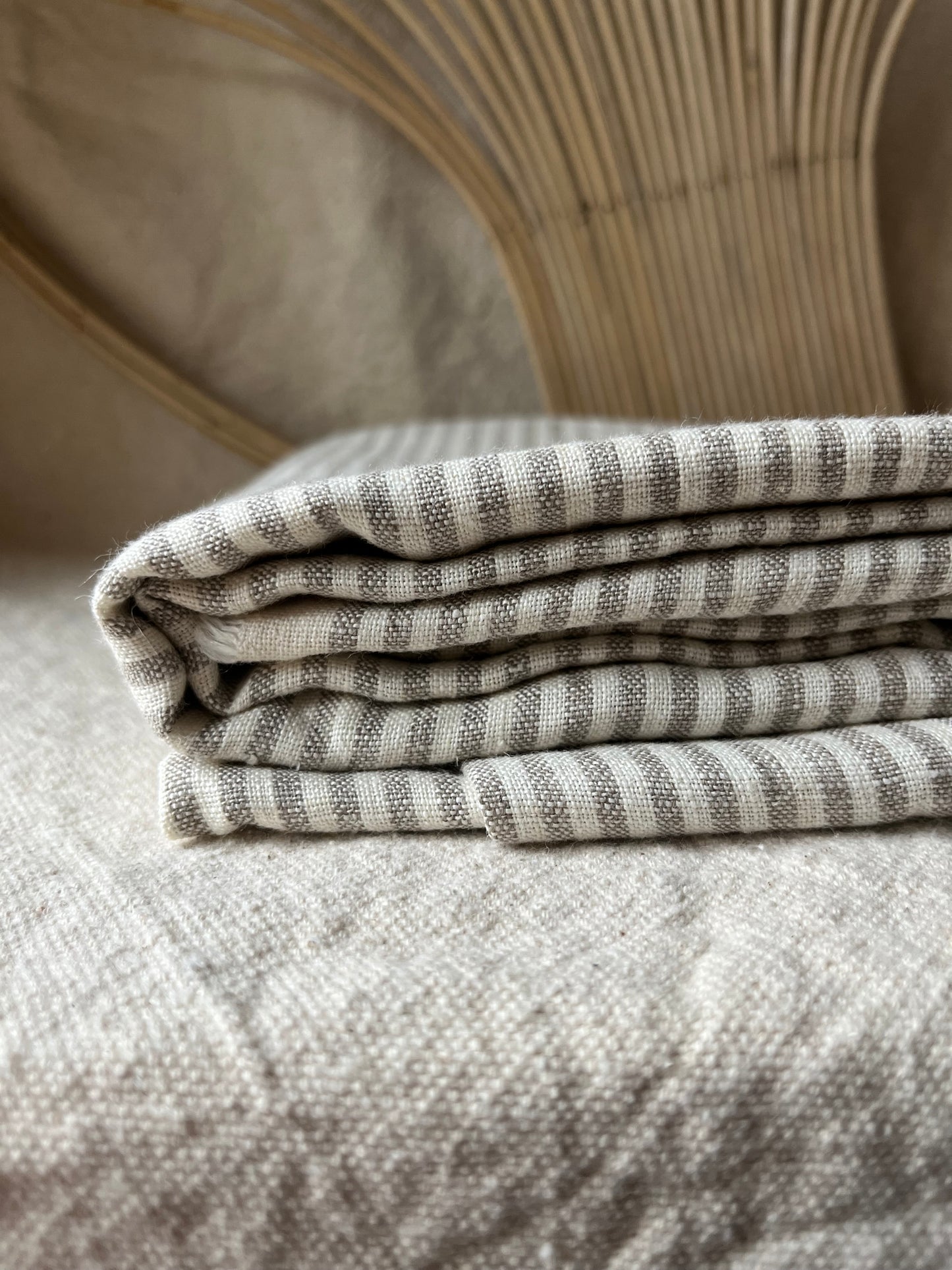 Medium Weight European Laundered Linen  (sold by the half yard)