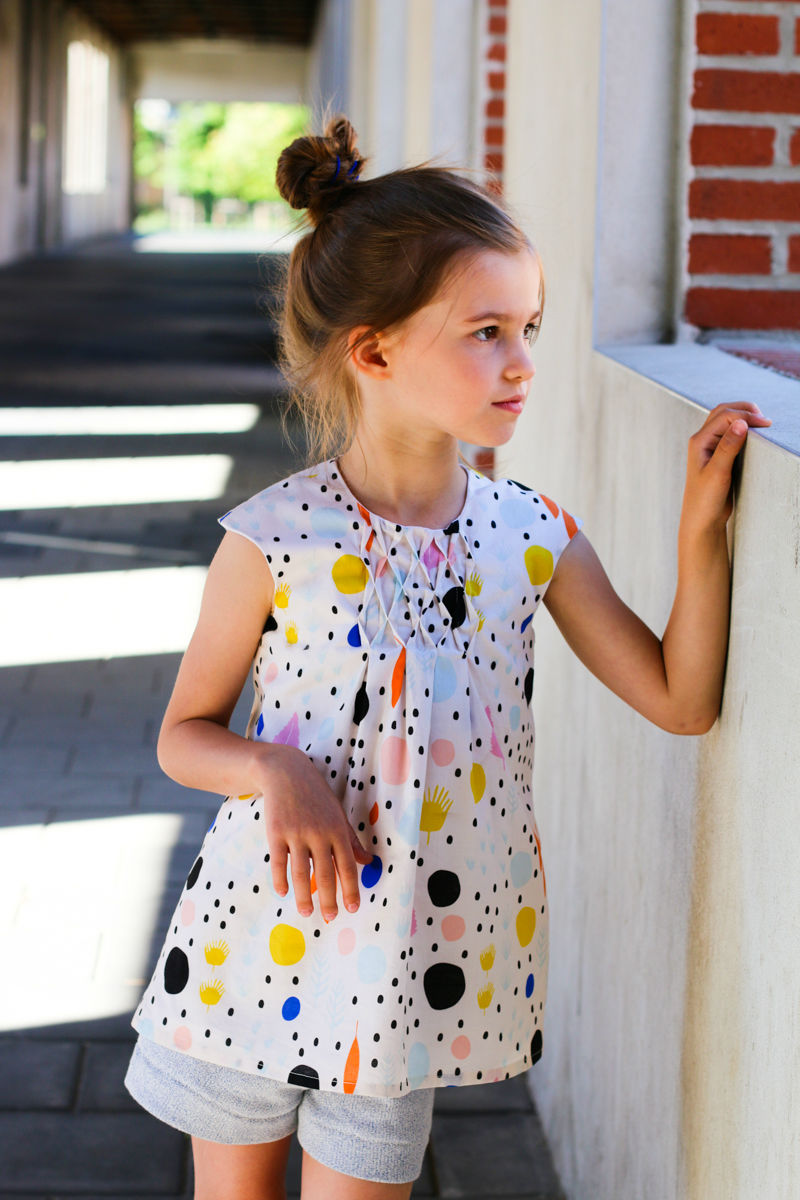 Nova Dress and Blouse Sewing Pattern - Isee fabric