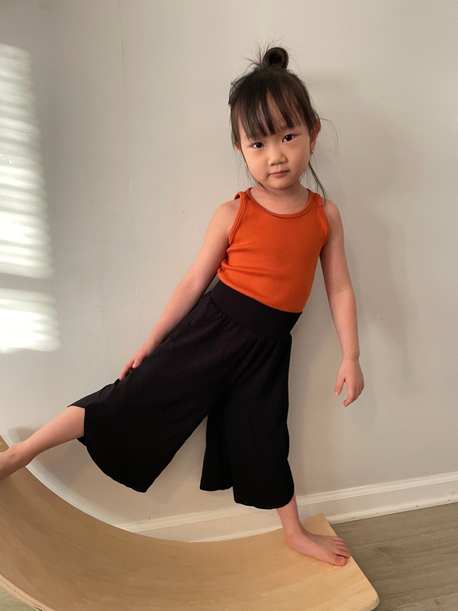 Children and Youth Poppy Wide Leg Pants Sewing Pattern - Isee fabric
