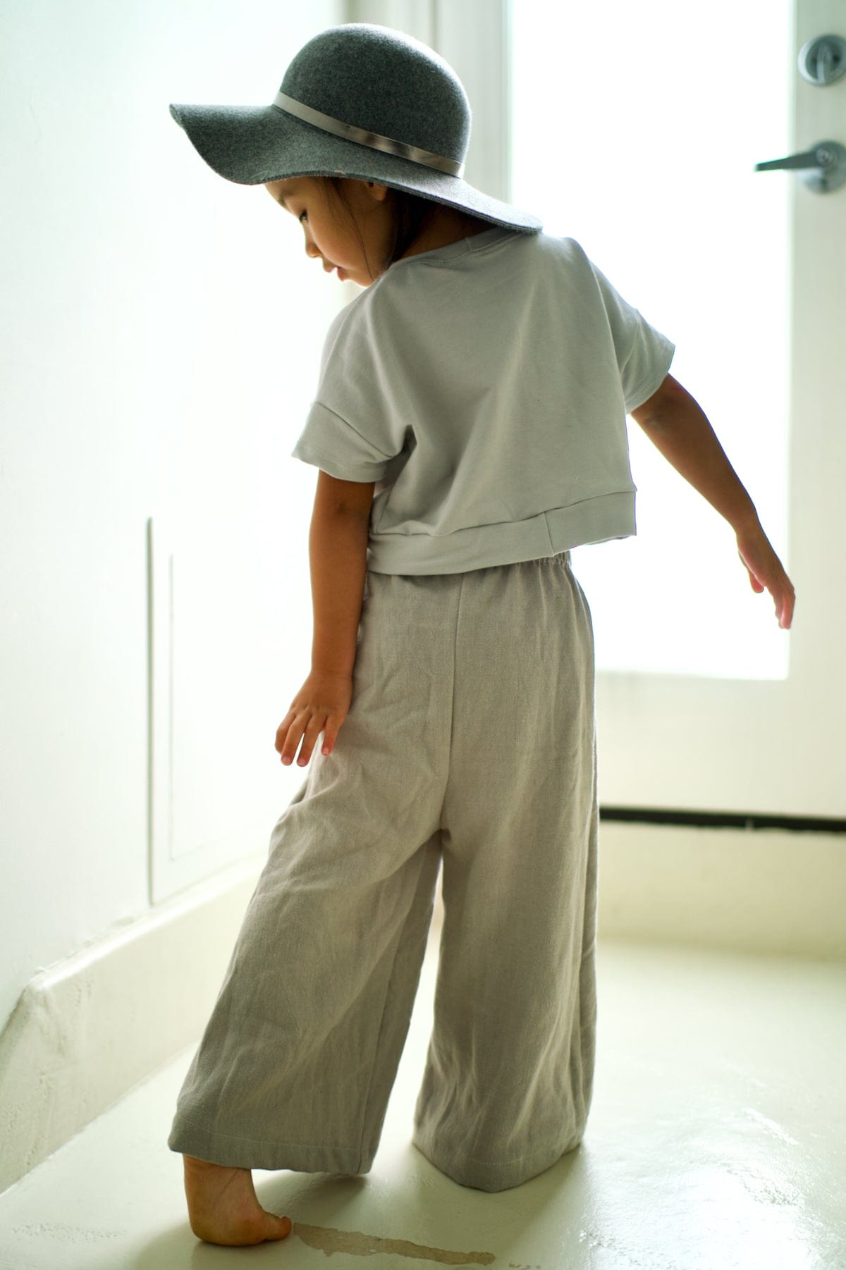 Children and Youth Poppy Wide Leg Pants Sewing Pattern - Isee fabric