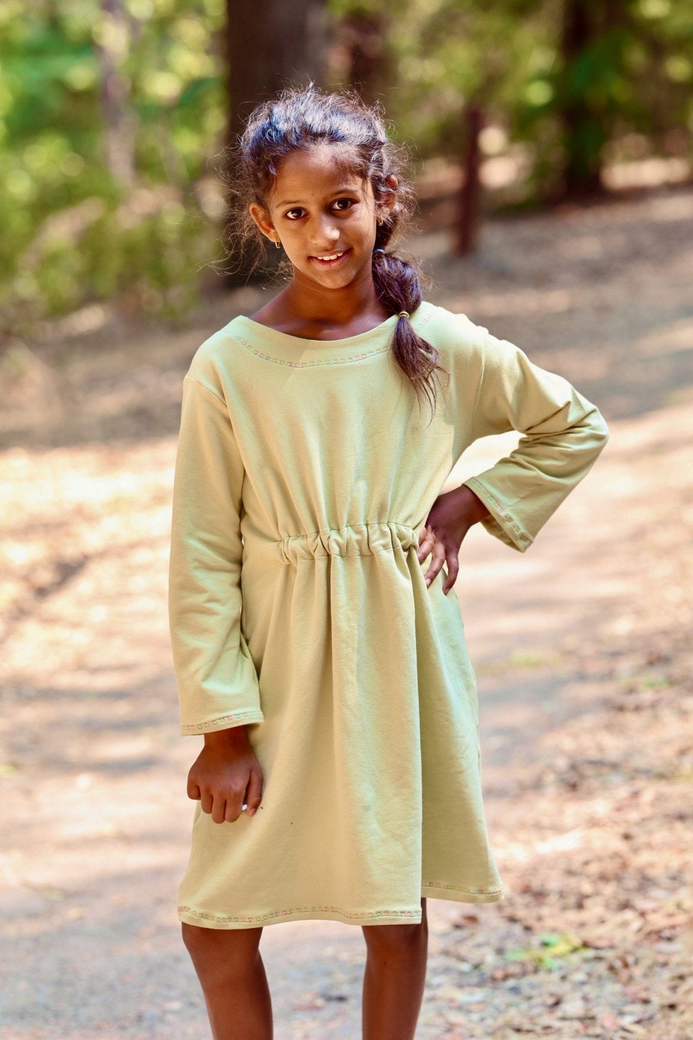 The Everyday Smock Dress/Top PDF Pattern Quick, beginner-friendly smock dress/top PDF in sizes 2T–16Y. Print at home or A0 copyshop. Knit or woven—linen looks lovely. Instant SendOwl delivery
